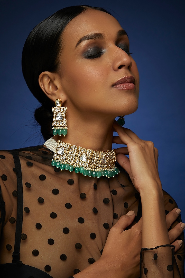 Gold Finish Kundan Polki & Green Beaded Choker Necklace Set by VASTRAA Jewellery at Pernia's Pop Up Shop