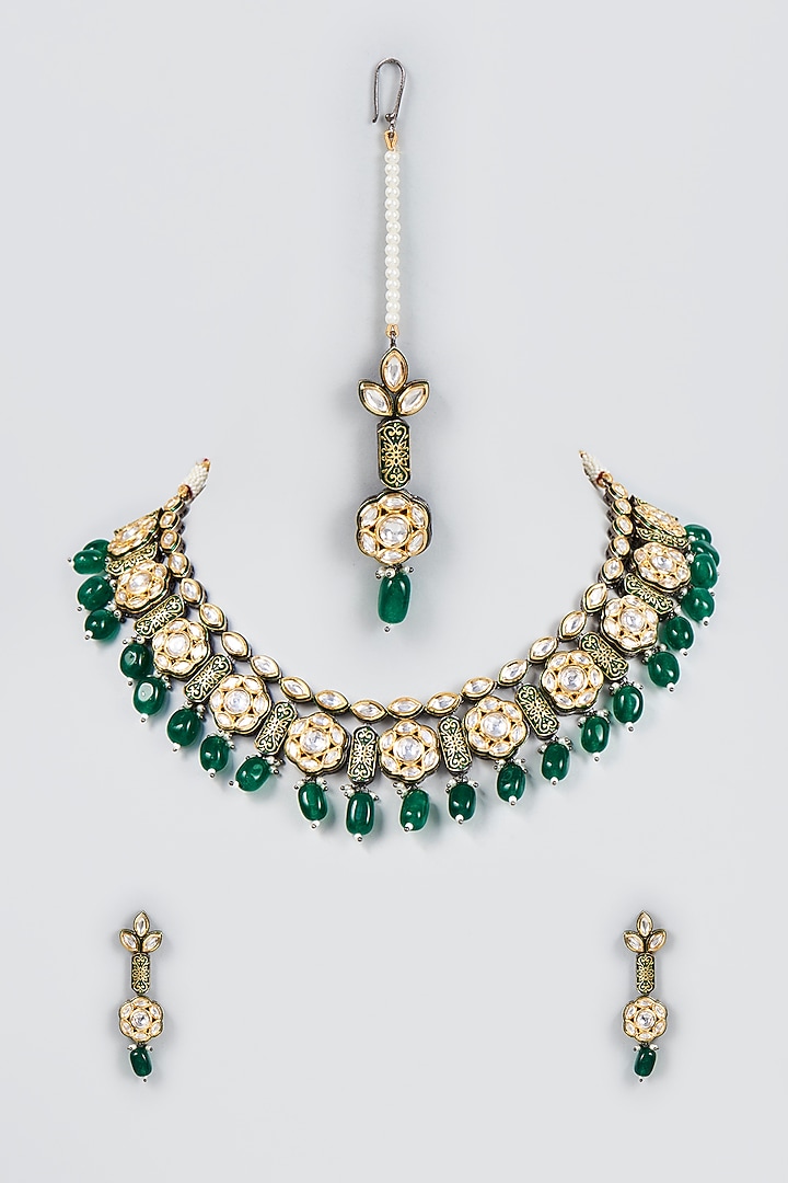 Gold Finish Kundan Polki & Green Beaded Choker Necklace Set by VASTRAA Jewellery at Pernia's Pop Up Shop
