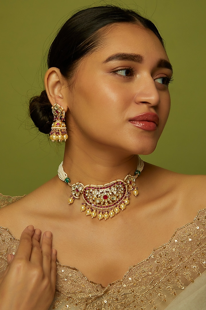 Gold Finish Kundan Polki & Red Stone Choker Necklace Set by VASTRAA Jewellery at Pernia's Pop Up Shop