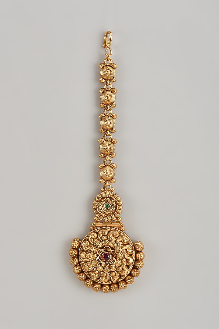 Gold Finish Kundan Polki Temple Maangtikka by VASTRAA Jewellery at Pernia's Pop Up Shop