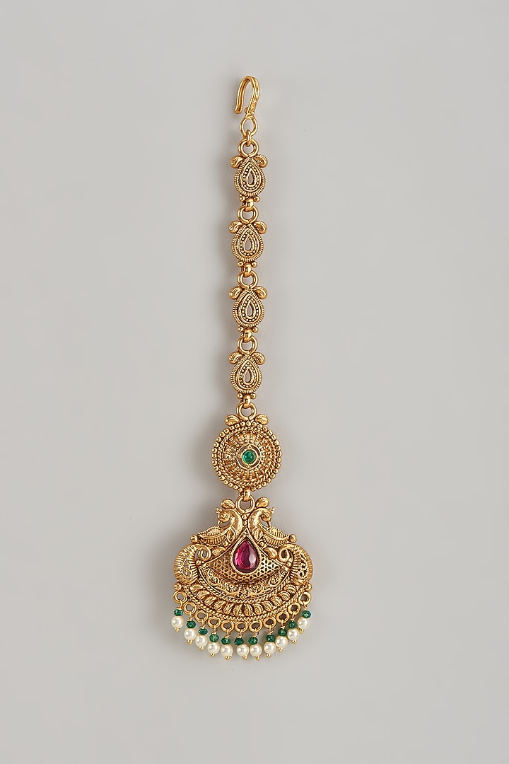 Gold Finish Kundan Polki Temple Maangtikka by VASTRAA Jewellery at Pernia's Pop Up Shop