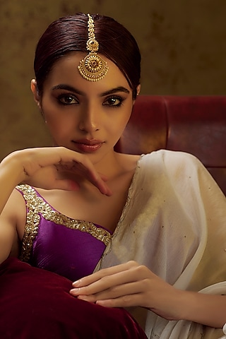 Gold Finish Kundan Polki Temple Maangtikka by VASTRAA Jewellery