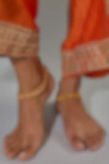 Gold Finish Kundan Polki Temple Anklets (Set of 2) by VASTRAA Jewellery at Pernia's Pop Up Shop