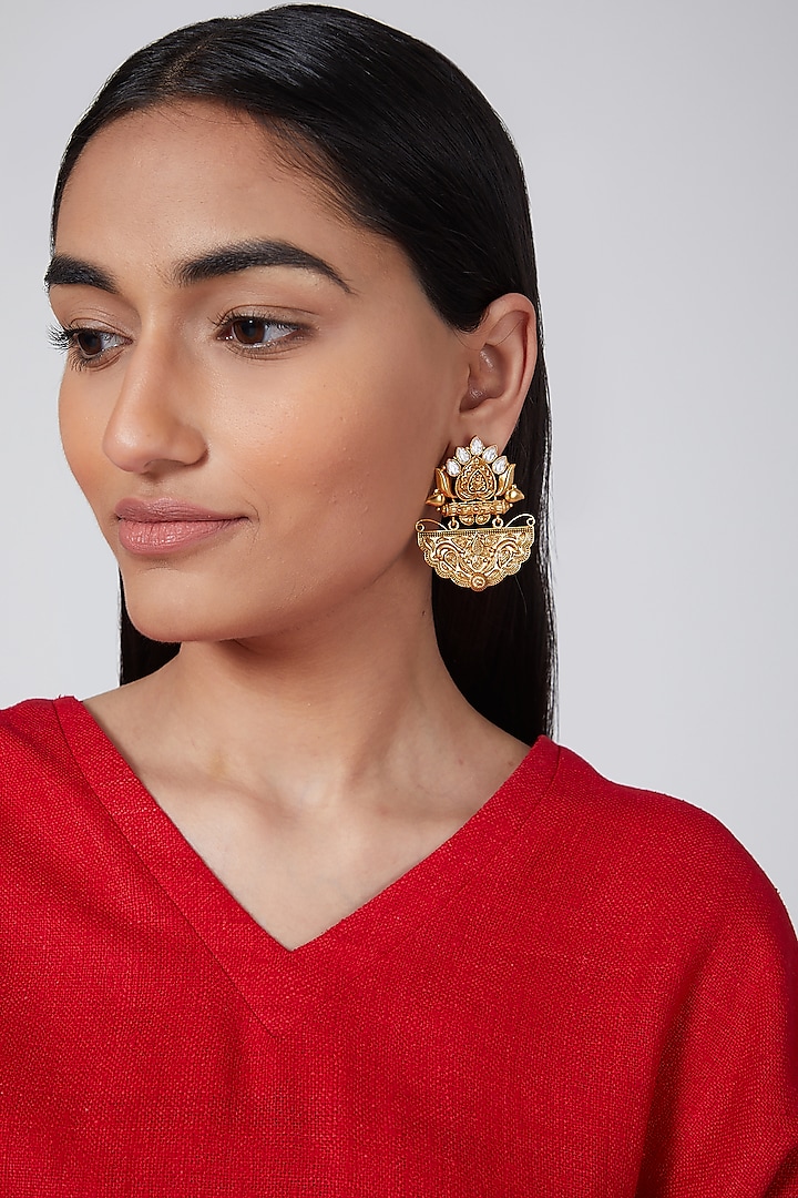 Gold Finish Kundan Polki Antique Earrings by VASTRAA Jewellery