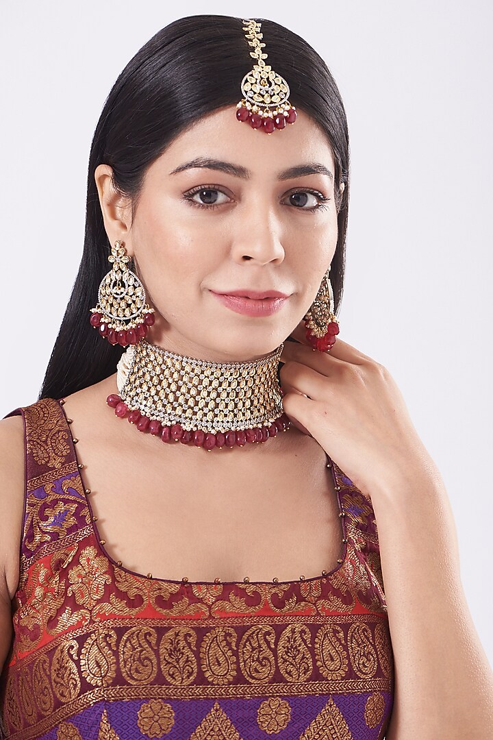 Two Tone Finish Kundan Polki & Red Beaded Choker Necklace Set by VASTRAA Jewellery at Pernia's Pop Up Shop