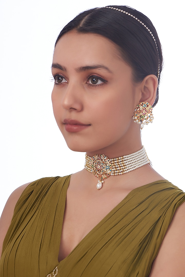 Gold Finish Kundan Polki & Pearl Choker Necklace Set by VASTRAA Jewellery at Pernia's Pop Up Shop