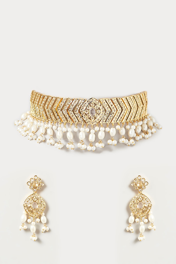 Gold Finish Pachi Kundan Polki & Pearl Choker Necklace Set by VASTRAA Jewellery at Pernia's Pop Up Shop