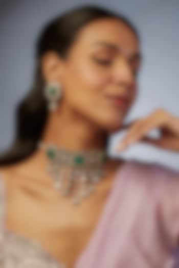 Gold Finish Kundan Polki & Green Stone Choker Necklace Set by VASTRAA Jewellery at Pernia's Pop Up Shop