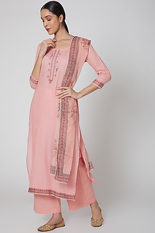 Pink Printed Kurta Set by VASTRAA