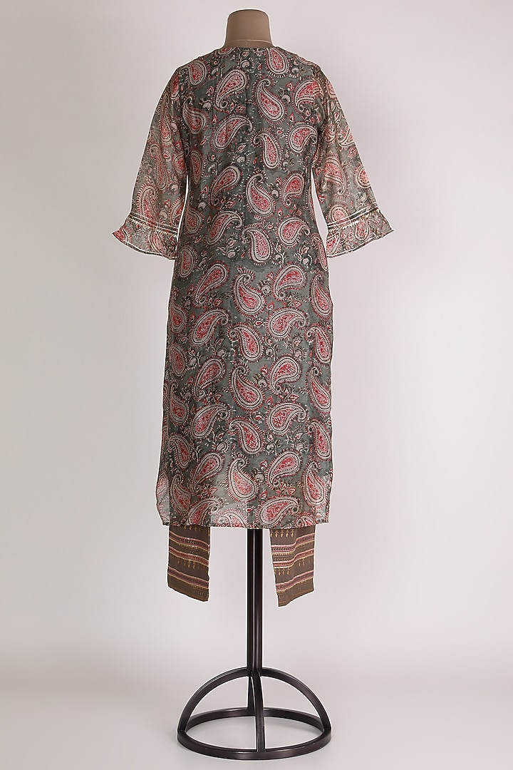 Brown Printed Kurta Set by VASTRAA at Pernia's Pop Up Shop