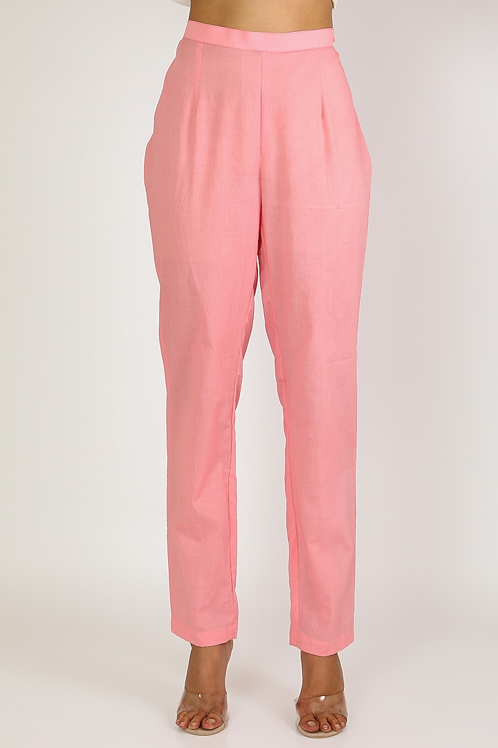 White & Pink Cotton Kurta Set by Vastraa at Pernia's Pop Up Shop