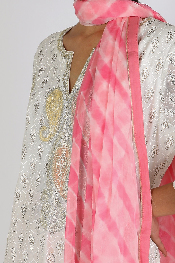 White & Pink Cotton Kurta Set by Vastraa at Pernia's Pop Up Shop