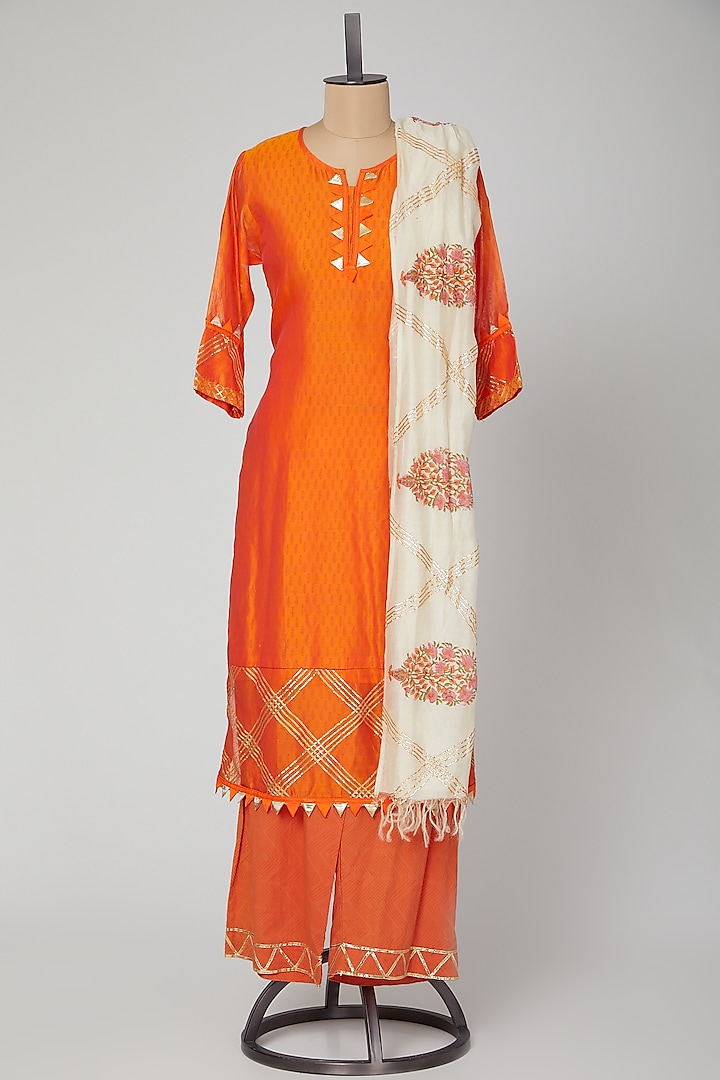 Orange Embroidered Gota Patti Kurta Set by VASTRAA at Pernia's Pop Up Shop