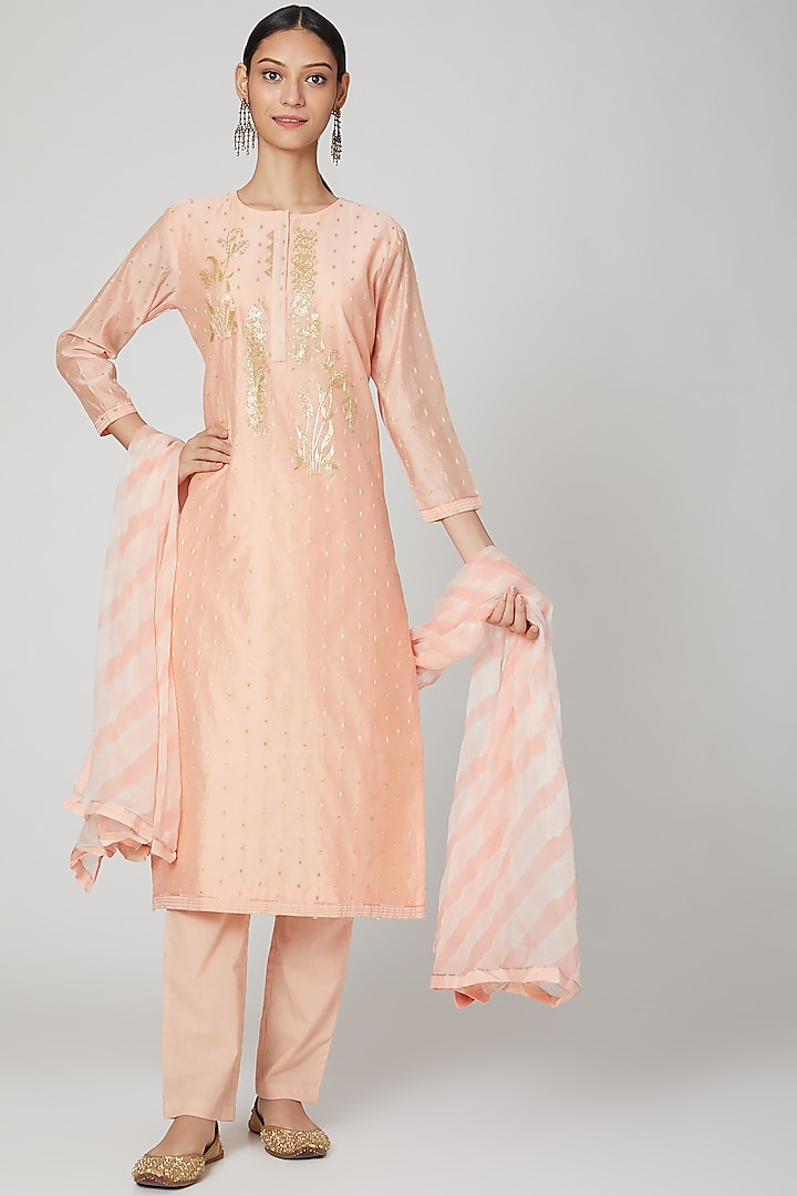 Peach Embroidered Kurta Set by VASTRAA