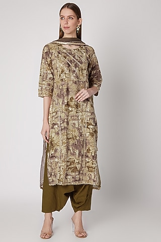 Mehendi Green Printed Kurta Set by VASTRAA