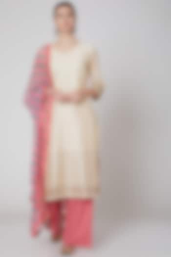 White & Pink Embroidered Kurta Set by VASTRAA at Pernia's Pop Up Shop