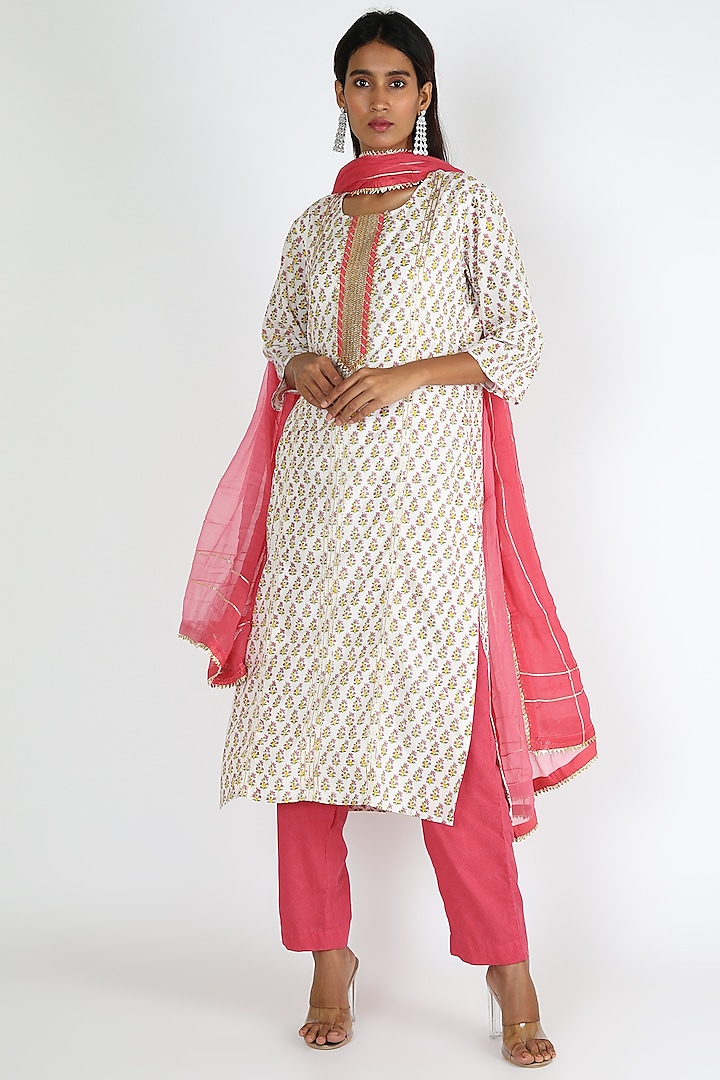 White & Hot Pink Embroidered Kurta Set by VASTRAA