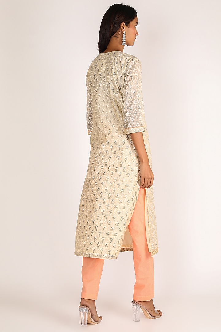 White & Peach Embroidered Kurta Set by VASTRAA at Pernia's Pop Up Shop
