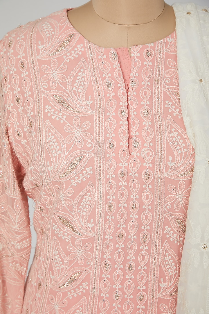 Baby Pink & White Lucknowi Kurta Set by VASTRAA at Pernia's Pop Up Shop