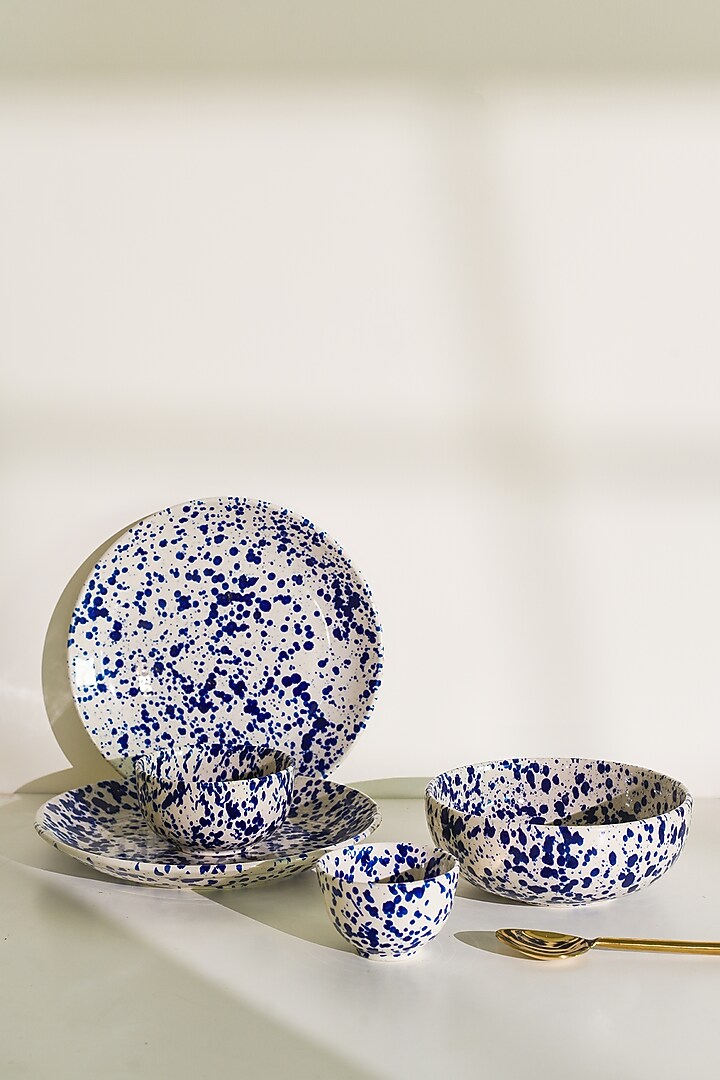 Blue & White Stoneware Dinner Plate Set by VATA LIVING at Pernia's Pop Up Shop