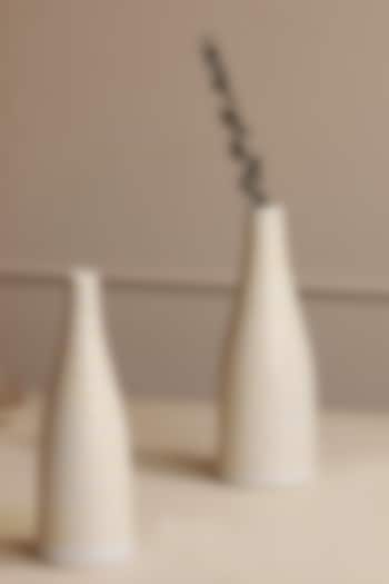 White & Beige Stoneware Shvet Silhouette Vases (Set of 2) by VATA LIVING at Pernia's Pop Up Shop