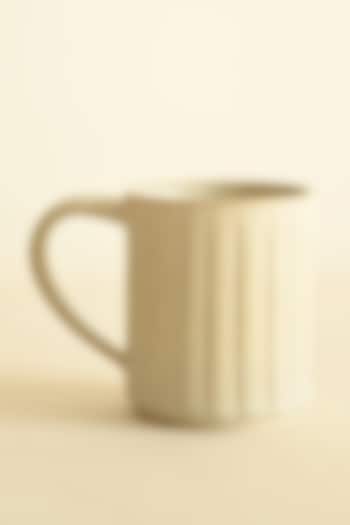 White Stoneware Mug (Set of 2) by VATA LIVING