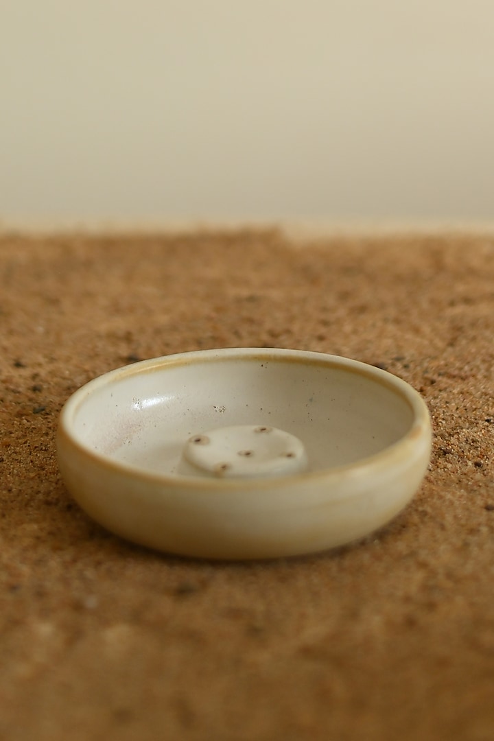 White Stoneware Incense Holder by VATA LIVING