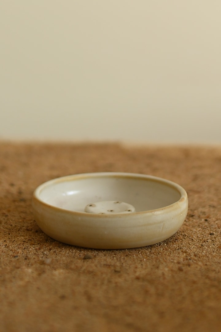 White Stoneware Incense Holder by VATA LIVING at Pernia's Pop Up Shop