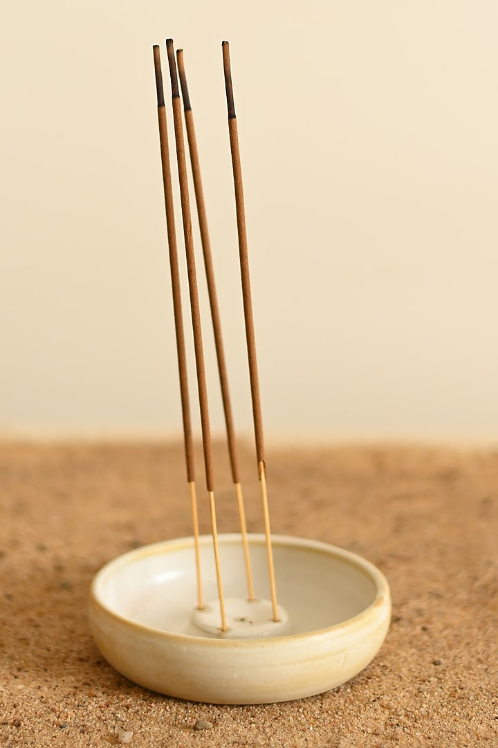 White Stoneware Incense Holder by VATA LIVING at Pernia's Pop Up Shop