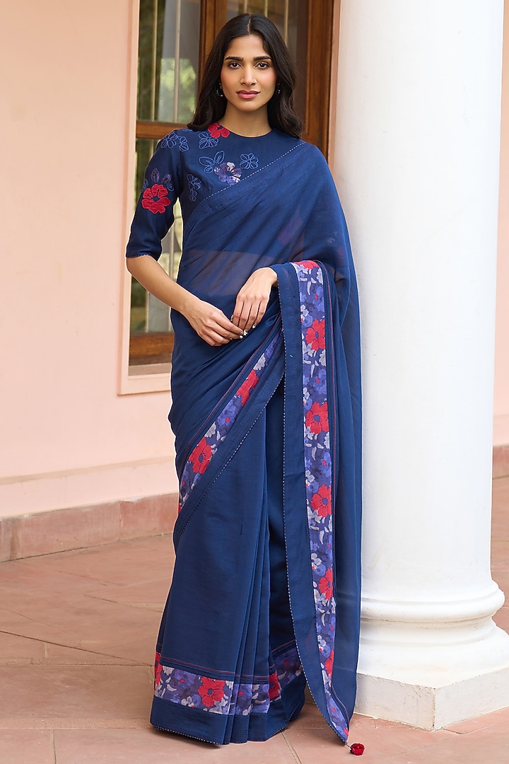 Sapphire Muslin Cotton Threadwork & Floral Printed Party Wear Saree Set by Vaayu at Pernia's Pop Up Shop