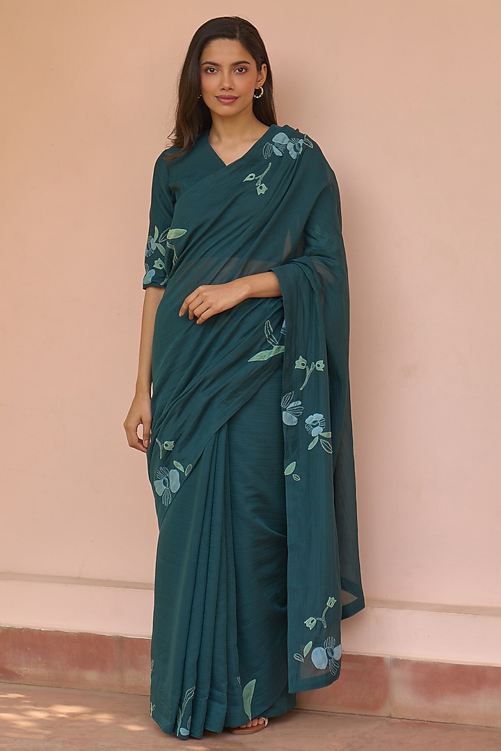 Jade Muslin Cotton Embroidered Party Wear Saree Set by Vaayu at Pernia's Pop Up Shop