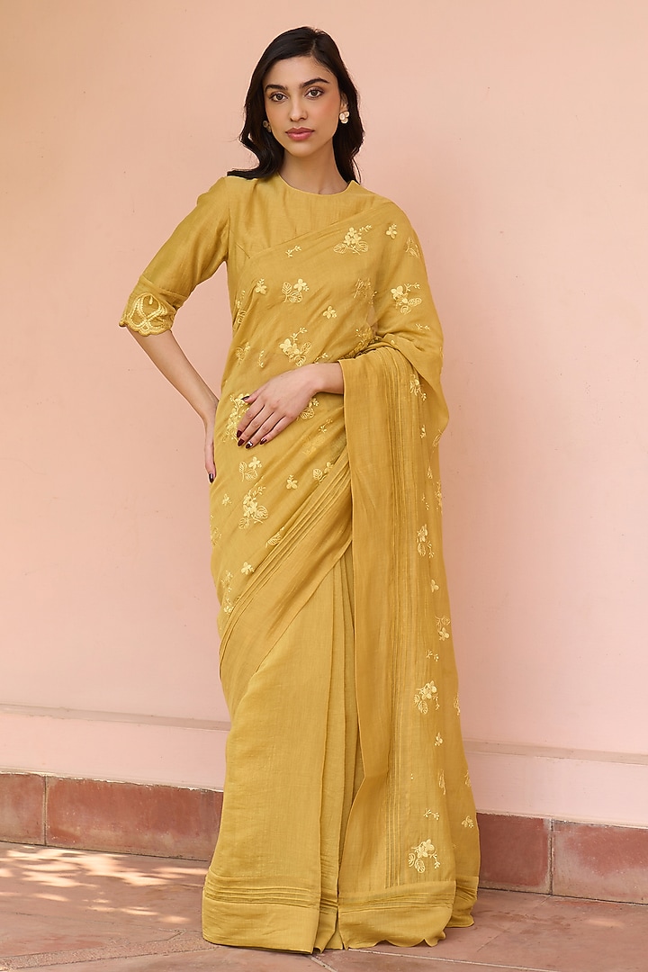 Rue-Colored Muslin Cotton Embroidered Party Wear Saree Set by Vaayu at Pernia's Pop Up Shop