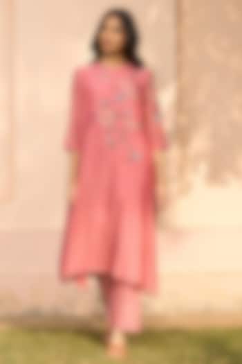 Hibiscus-Colored Muslin Cotton Applique Embroidered Co-Ord Set by Vaayu at Pernia's Pop Up Shop