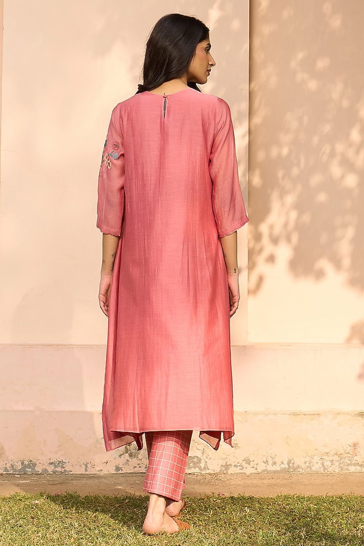 Hibiscus-Colored Muslin Cotton Applique Embroidered Co-Ord Set by Vaayu at Pernia's Pop Up Shop