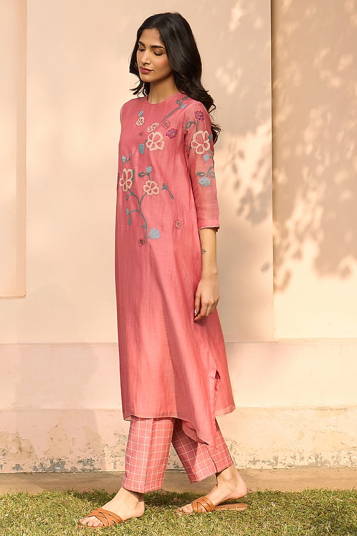 Hibiscus-Colored Muslin Cotton Applique Embroidered Co-Ord Set by Vaayu at Pernia's Pop Up Shop