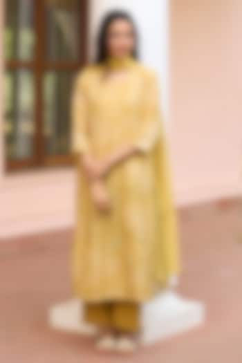 Rue Yellow Muslin Cotton Printed & Kantha Embroidered Kurta Set by Vaayu at Pernia's Pop Up Shop