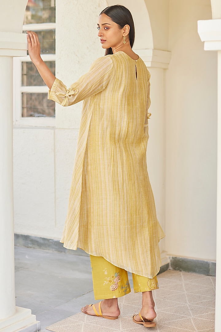 Rue Cotton Muslin Printed Kurta Set by Vaayu at Pernia's Pop Up Shop