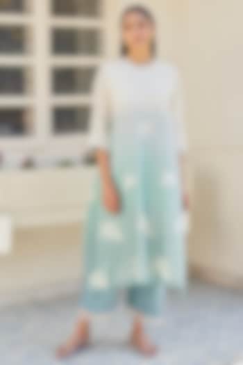 Sky Blue Cotton Muslin Ombre Printed Kurta Set by Vaayu at Pernia's Pop Up Shop