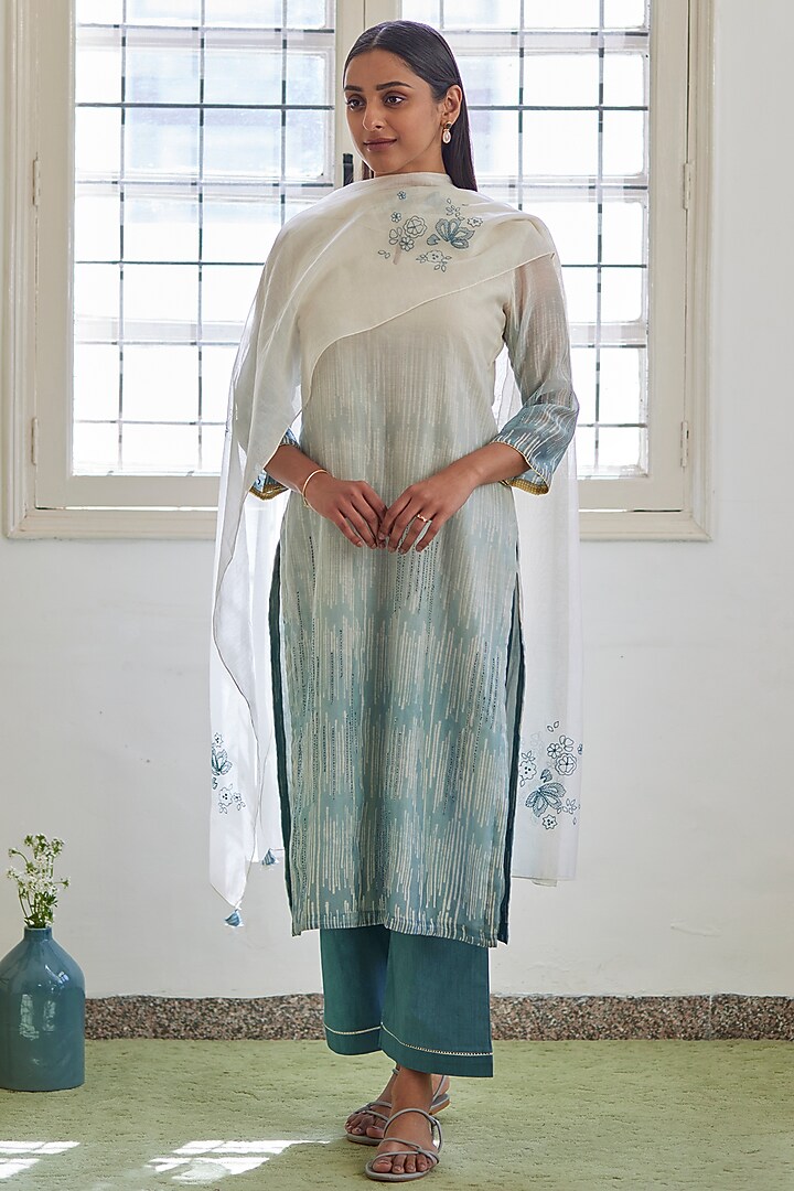 Sky Blue Cotton Muslin Printed Kurta Set by Vaayu at Pernia's Pop Up Shop