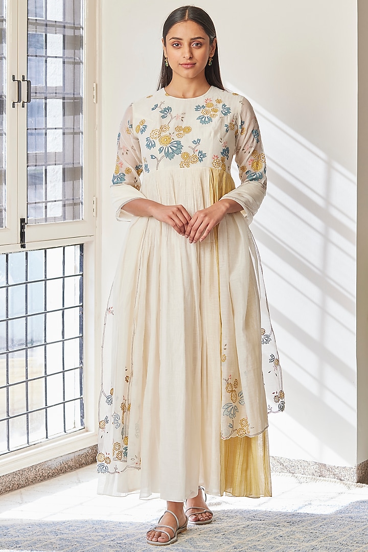Pearl Cotton Muslin Embroidered Anarkali Set by Vaayu