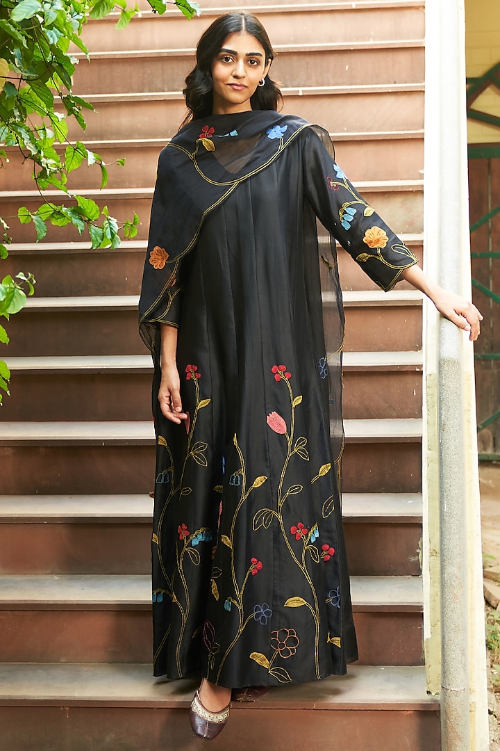 Coal Giza Silk Applique Thread Work Floral Anarkali With Dupatta by Vaayu at Pernia's Pop Up Shop