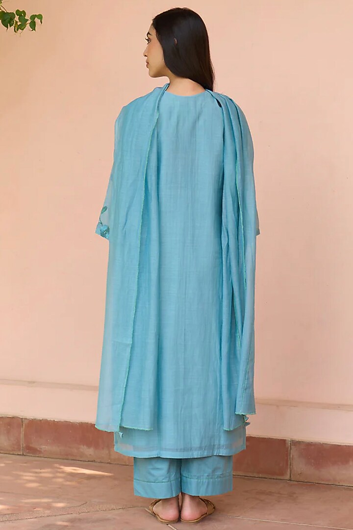 Powder Blue Muslin Cotton Floral Embroidered Kurta Set by Vaayu at Pernia's Pop Up Shop