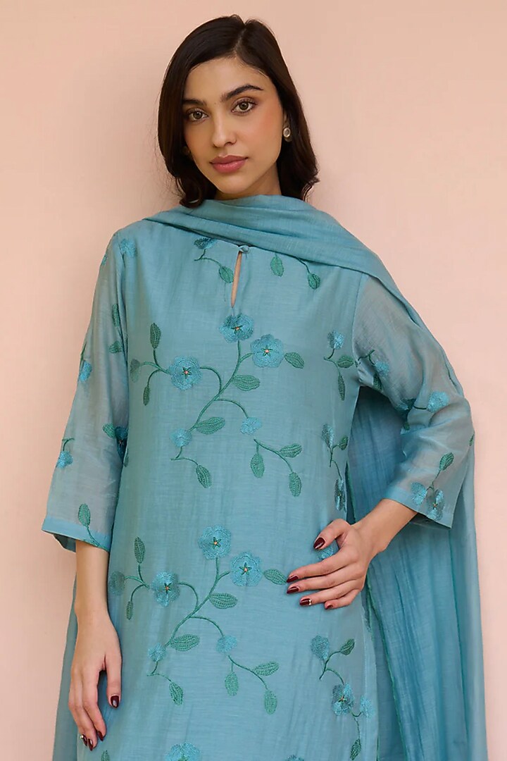 Powder Blue Muslin Cotton Floral Embroidered Kurta Set by Vaayu at Pernia's Pop Up Shop