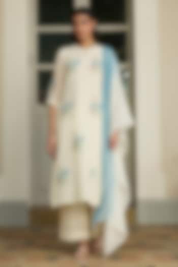 Ivory Muslin Cotton Floral Printed Kurta Set by Vaayu at Pernia's Pop Up Shop