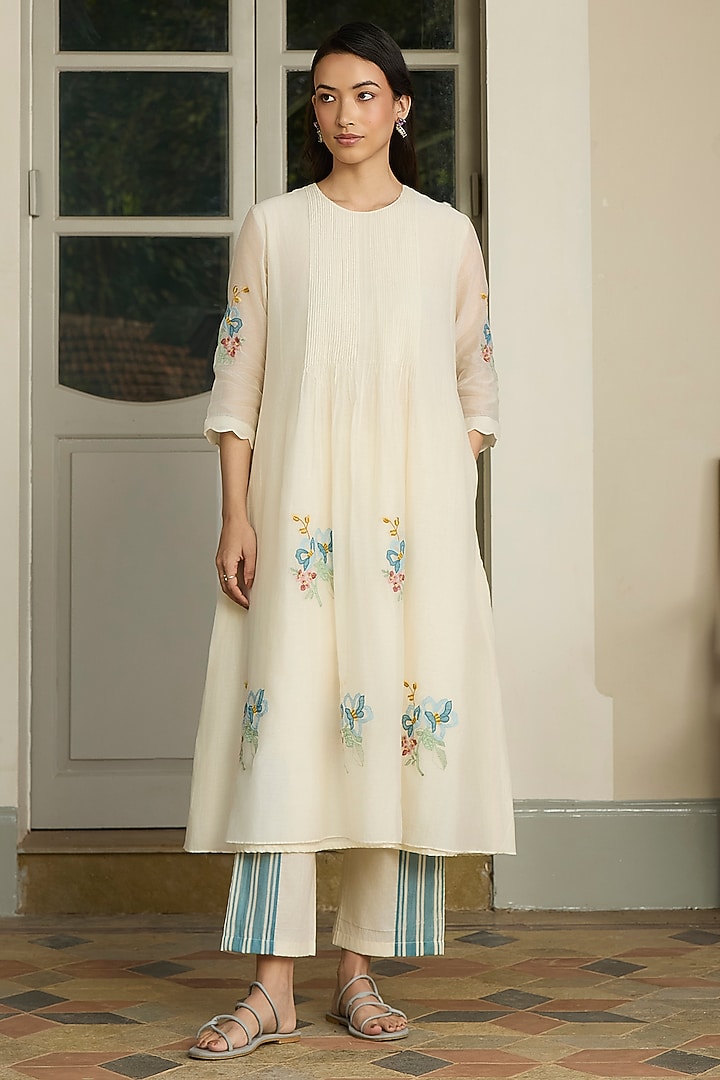 Ivory Muslin Cotton Floral Printed & Applique Embroidered Co-Ord Set by Vaayu at Pernia's Pop Up Shop