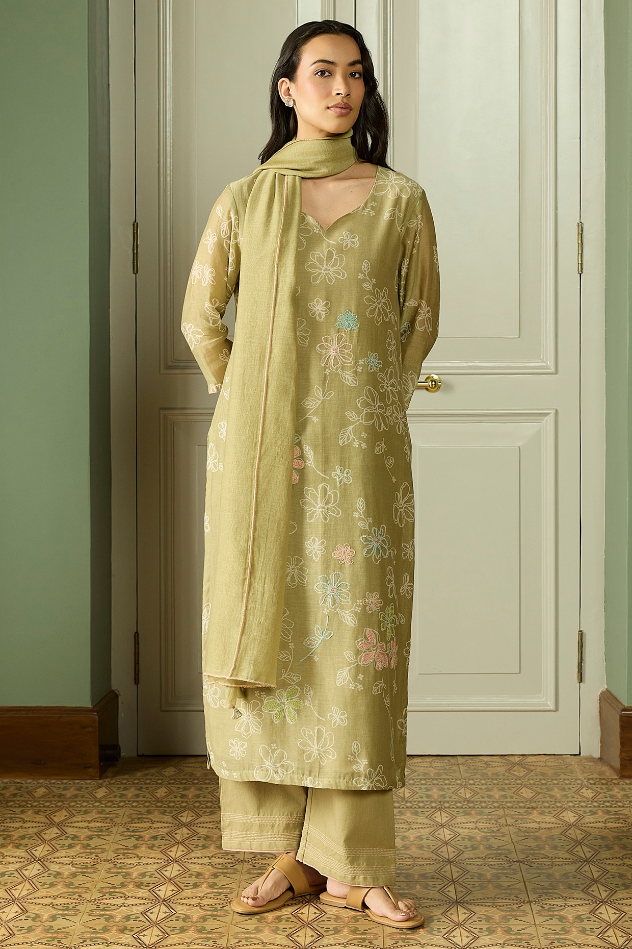 Vaayu Meadow Muslin Cotton Floral Printed & Embroidered Kurta Set
