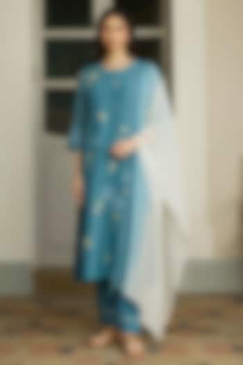 Ocean Blue Muslin Cotton Floral Printed & Embroidered Kurta Set by Vaayu at Pernia's Pop Up Shop