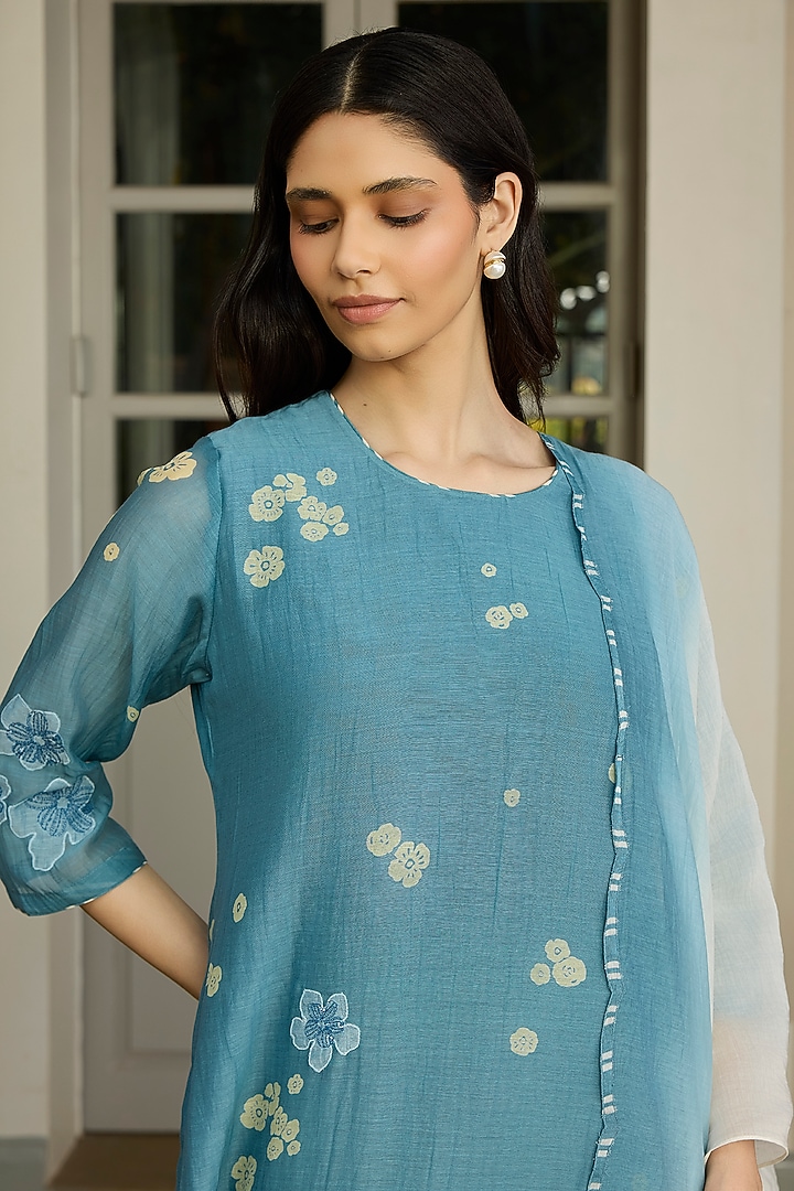 Ocean Blue Muslin Cotton Floral Printed & Embroidered Kurta Set by Vaayu at Pernia's Pop Up Shop