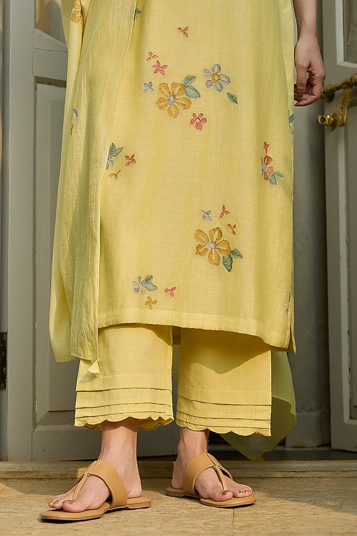 Lemon Muslin Cotton Floral Printed & Embroidered Kurta Set by Vaayu at Pernia's Pop Up Shop