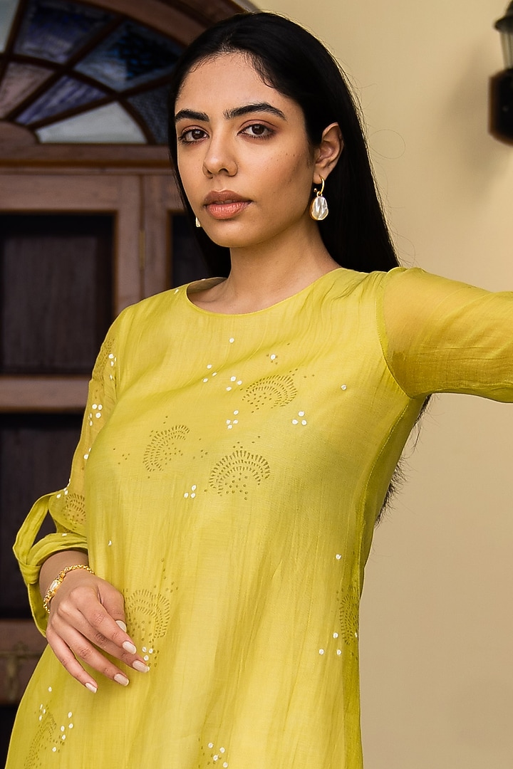 Lime Embroidered Asymmetrical Kurta Set by Vaayu at Pernia's Pop Up Shop